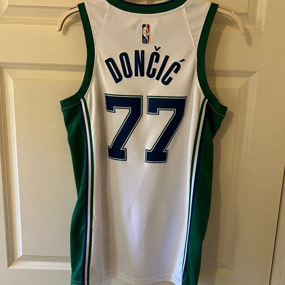 Nike Dallas MaverickCity Edition Luka Doncic Basketball Jersey - Picture 5 of 5